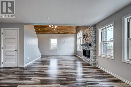 1-3 Ocean View Drive, Norman'S Cove, NL - Indoor With Fireplace