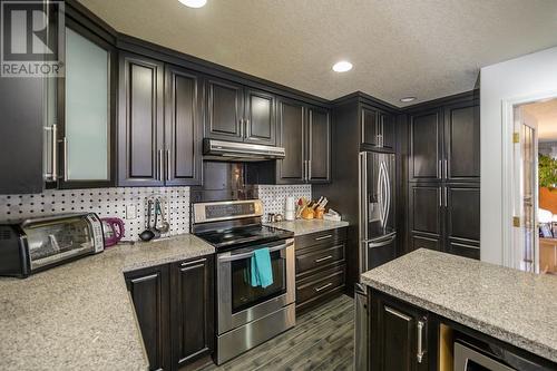 6733 Checkley Road, Prince George, BC - Indoor Photo Showing Kitchen With Upgraded Kitchen