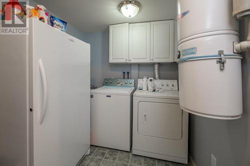 6733 Checkley Road, Prince George, BC - Indoor Photo Showing Laundry Room