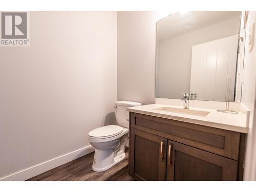 302 6798 Westgate Avenue, Prince George, BC - Indoor Photo Showing Bathroom