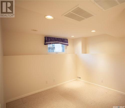 2015 Sommerfeld Avenue, Saskatoon, SK - Indoor Photo Showing Other Room