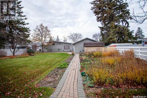 2015 Sommerfeld Avenue, Saskatoon, SK - Outdoor