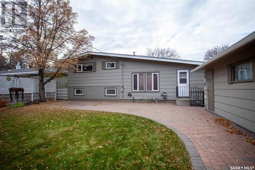 2015 Sommerfeld Avenue, Saskatoon, SK - Outdoor