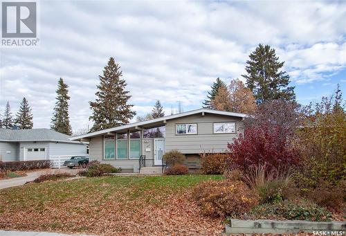 2015 Sommerfeld Avenue, Saskatoon, SK - Outdoor