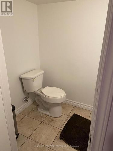 673 Wilson Street, Hamilton, ON - Indoor Photo Showing Bathroom