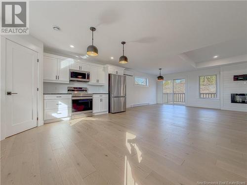 32 Blenheim Drive, Quispamsis, NB - Indoor Photo Showing Kitchen