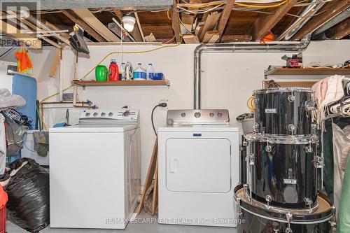 285 Mary Street, Hamilton, ON - Indoor Photo Showing Laundry Room