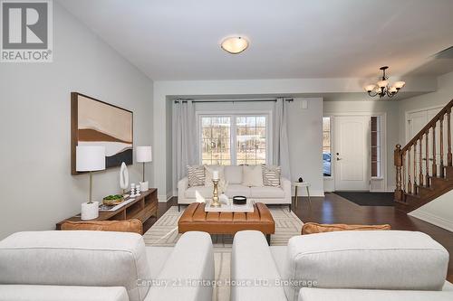 51267 Tunnacliffe Road, Wainfleet (879 - Marshville/Winger), ON - Indoor Photo Showing Living Room