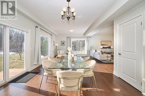 51267 Tunnacliffe Road, Wainfleet (879 - Marshville/Winger), ON - Indoor Photo Showing Dining Room