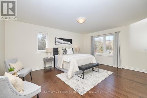 51267 Tunnacliffe Road, Wainfleet (879 - Marshville/Winger), ON - Indoor Photo Showing Bedroom