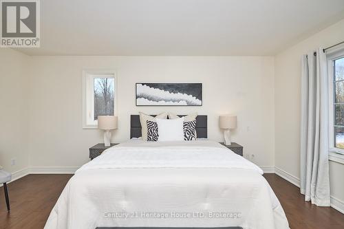 51267 Tunnacliffe Road, Wainfleet (879 - Marshville/Winger), ON - Indoor Photo Showing Bedroom