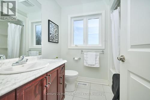 51267 Tunnacliffe Road, Wainfleet (879 - Marshville/Winger), ON - Indoor Photo Showing Bathroom