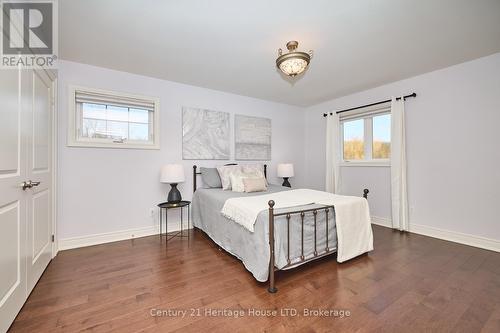 51267 Tunnacliffe Road, Wainfleet (879 - Marshville/Winger), ON - Indoor Photo Showing Bedroom