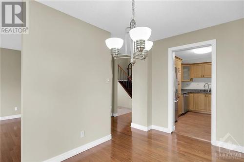 Dining Room - 8 Henfield Avenue, Ottawa, ON - Indoor Photo Showing Other Room