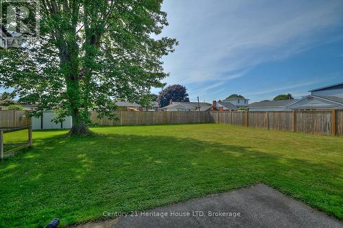 118 Rosemount Avenue, Port Colborne (878 - Sugarloaf), ON - Outdoor With Backyard