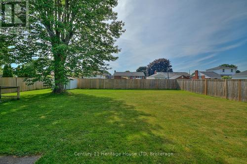 118 Rosemount Avenue, Port Colborne (878 - Sugarloaf), ON - Outdoor With Backyard