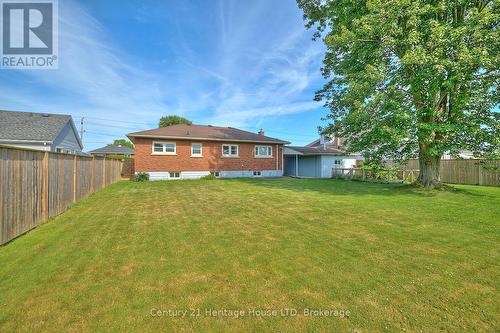 118 Rosemount Avenue, Port Colborne (878 - Sugarloaf), ON - Outdoor With Backyard