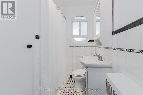 2 - 7 Warwick Avenue, Toronto, ON - Indoor Photo Showing Bathroom