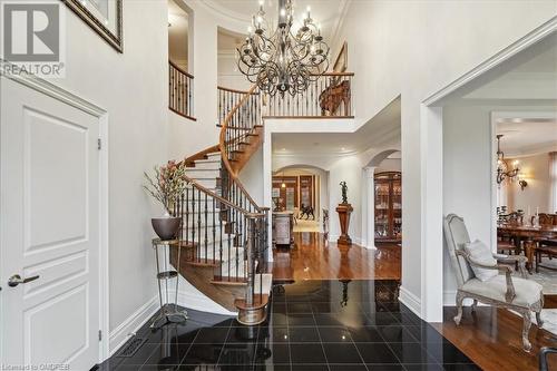 559 Golfview Court, Oakville, ON - Indoor Photo Showing Other Room