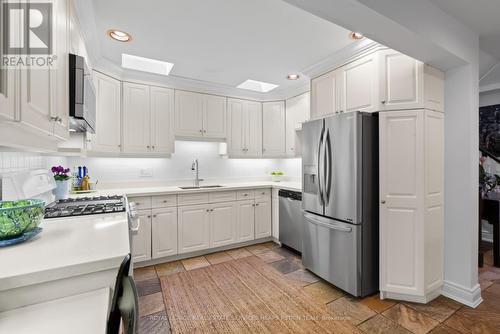 169 Parkhurst Boulevard, Toronto, ON - Indoor Photo Showing Kitchen With Upgraded Kitchen