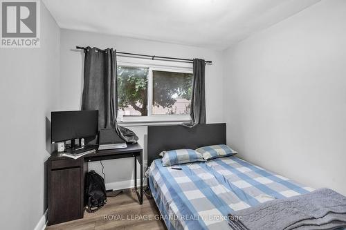 664 Cheapside Street, London, ON - Indoor Photo Showing Bedroom