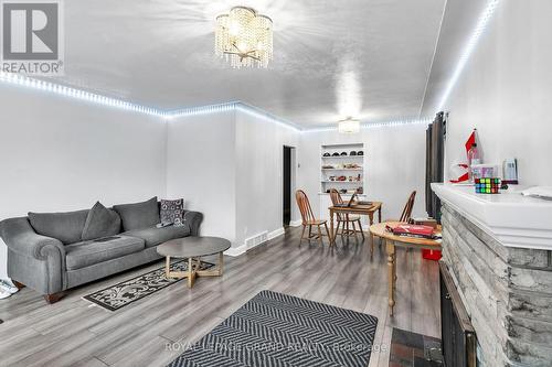 664 Cheapside Street, London, ON - Indoor Photo Showing Living Room