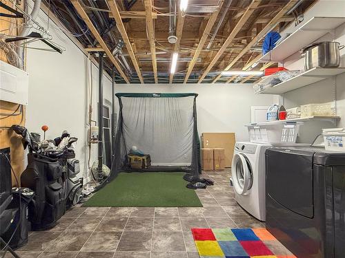 41 Southview Drive, Brandon, MB - Indoor Photo Showing Laundry Room