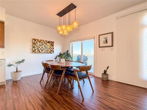 41 Southview Drive, Brandon, MB - Indoor Photo Showing Dining Room