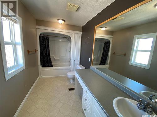 Dodsland Acreage, Winslow Rm No. 319, SK - Indoor Photo Showing Bathroom