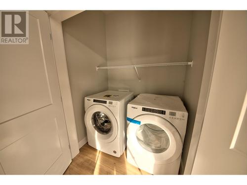 130 Colebrook Road Unit# 24, Kamloops, BC - Indoor Photo Showing Laundry Room