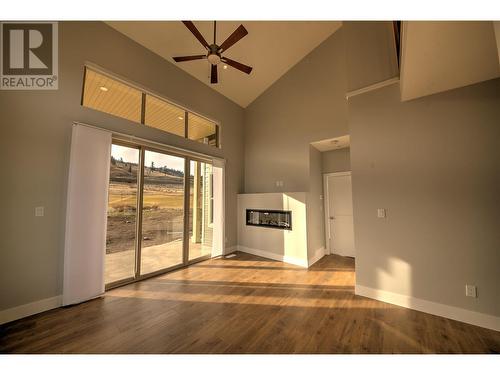 130 Colebrook Road Unit# 24, Kamloops, BC - Indoor With Fireplace