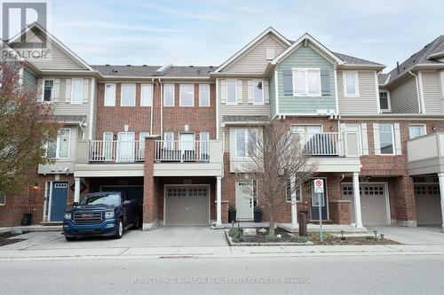 45 - 3050 Rotary Way, Burlington, ON - Outdoor With Balcony With Facade