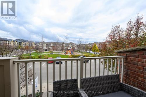 45 - 3050 Rotary Way, Burlington, ON - Outdoor With Balcony