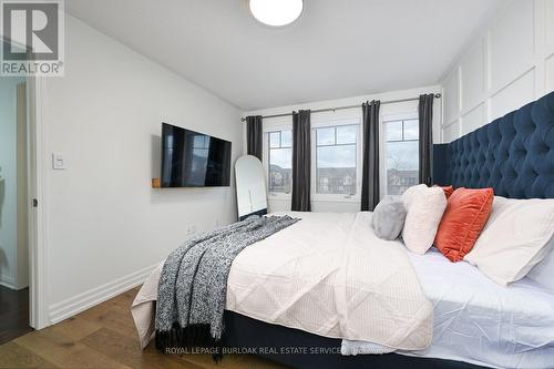 45 - 3050 Rotary Way, Burlington, ON - Indoor Photo Showing Bedroom