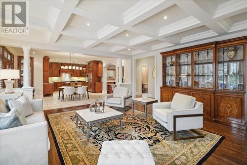 559 Golfview Court, Oakville, ON - Indoor Photo Showing Living Room