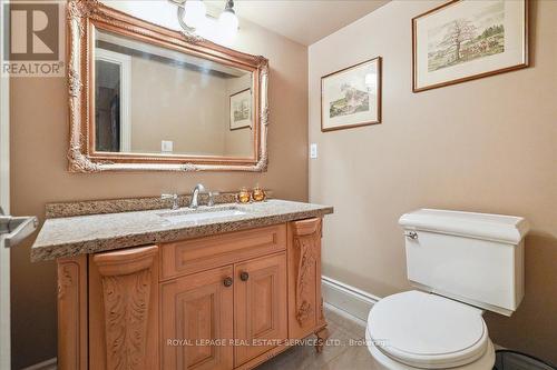 559 Golfview Court, Oakville, ON - Indoor Photo Showing Bathroom