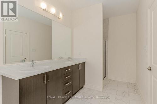 58 Attwater Drive, Cambridge, ON - Indoor Photo Showing Bathroom