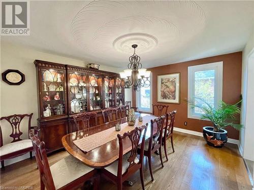 184 Dundas Street E, Waterdown, ON - Indoor Photo Showing Dining Room