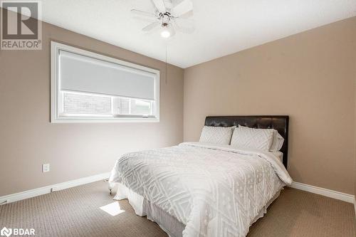 279 Anne Street N, Barrie, ON - Indoor Photo Showing Bedroom