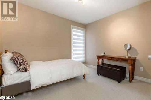 279 Anne Street N, Barrie, ON - Indoor Photo Showing Bedroom