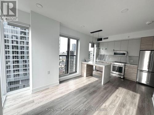 1804 - 200 Redpath Avenue, Toronto, ON - Indoor Photo Showing Kitchen