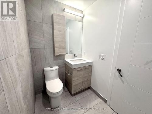 1804 - 200 Redpath Avenue, Toronto, ON - Indoor Photo Showing Bathroom