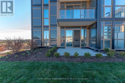 107 - 2333 Khalsa Gate, Oakville, ON - Outdoor