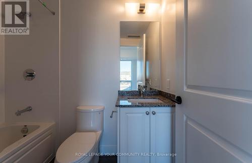 107 - 2333 Khalsa Gate, Oakville, ON - Indoor Photo Showing Bathroom