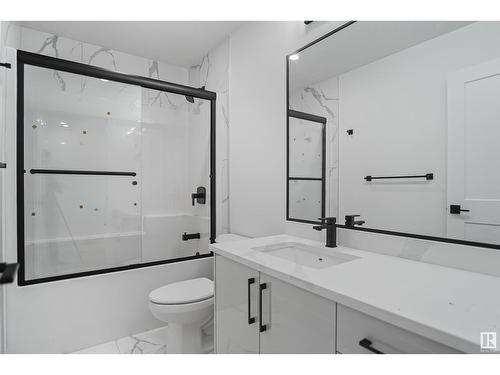 3616 6 St Nw, Edmonton, AB - Indoor Photo Showing Bathroom