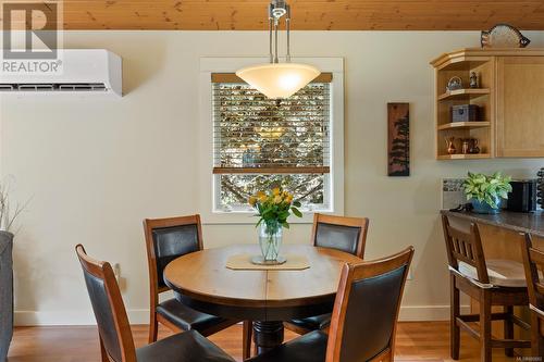 122 1080 Resort Dr, Parksville, BC - Indoor Photo Showing Dining Room