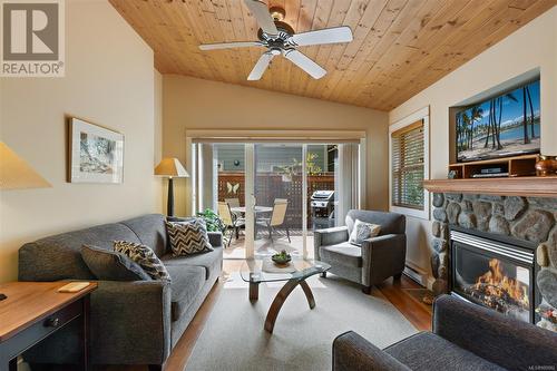 122 1080 Resort Dr, Parksville, BC - Indoor Photo Showing Living Room With Fireplace