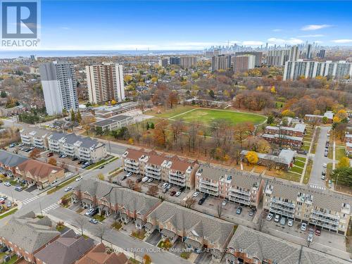 48 - 651F Warden Avenue, Toronto, ON - Outdoor With View