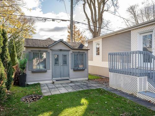 Remise - 121 Rue Modela, Saint-Jean-Sur-Richelieu, QC - Outdoor With Deck Patio Veranda