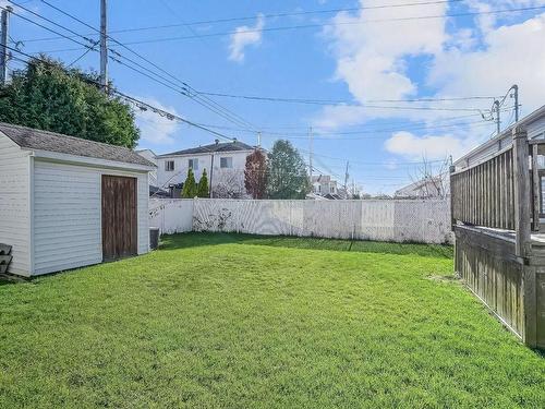 Cour - 298 Rue Emmanuel-Fougerat, Laval (Sainte-Rose), QC - Outdoor